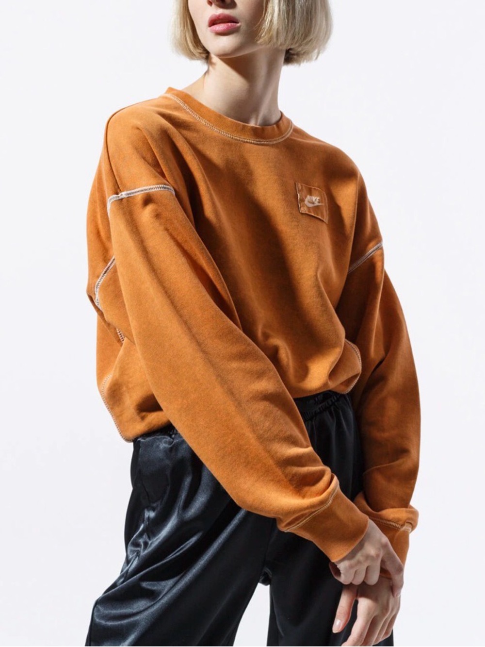 Nike Women's Crewneck Vintage looking Sweatshirt in Mustard Yellow